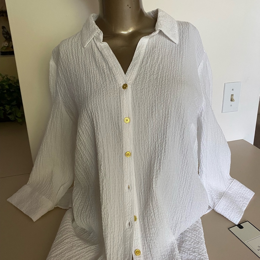 Dana Buchman White Textured Button-Up Blouse